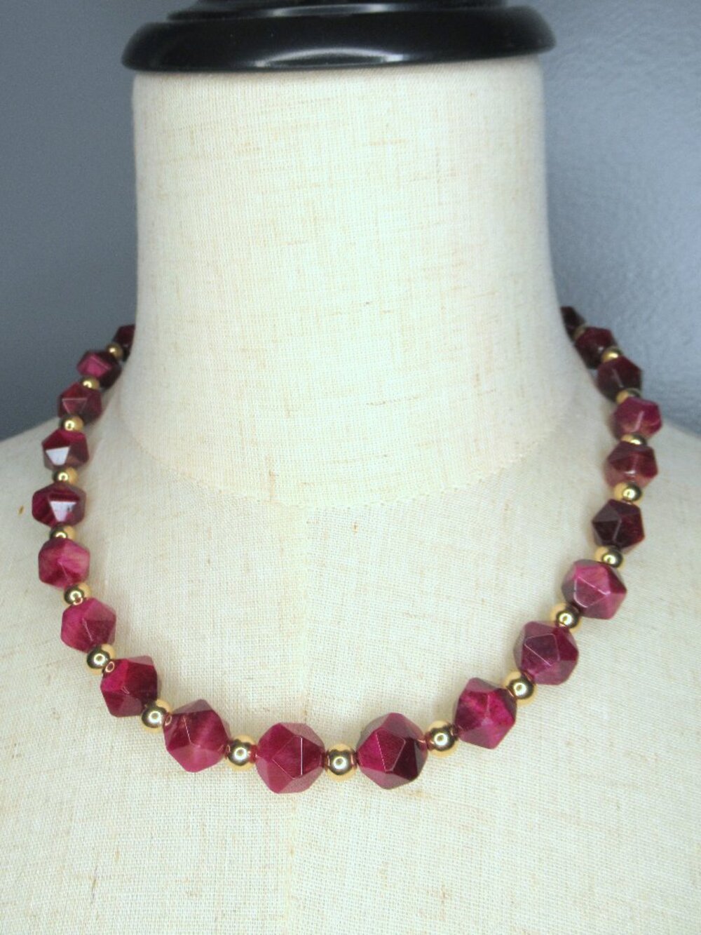Tiger's Eye and 14kgf necklace